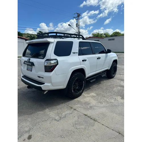 Off-Road Toyota 4Runner TRD 2021 en Barquisimeto — foto 4
