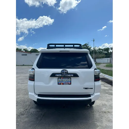 Off-Road Toyota 4Runner TRD 2021 en Barquisimeto — foto 5