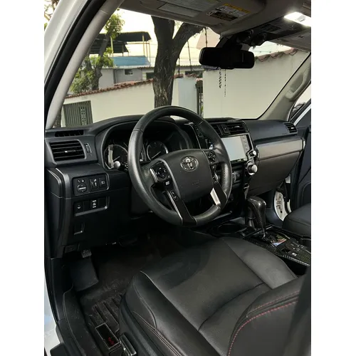 Off-Road Toyota 4Runner TRD 2021 en Barquisimeto — foto 8