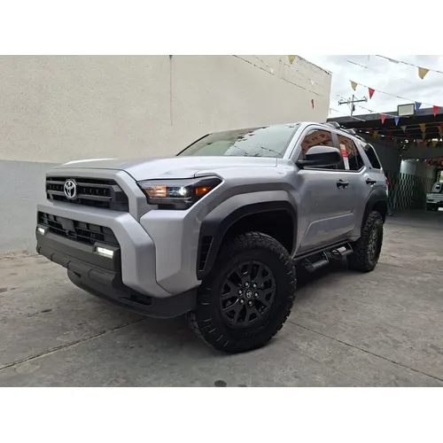 Off-Road Toyota 4Runner 2025 en Maracay — foto 2