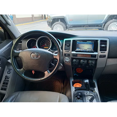 Caminhonete Toyota 4Runner Limited 2006 en Caracas — foto 7