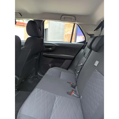 Hatchback Toyota AGYA 2026 en Caracas — foto 8