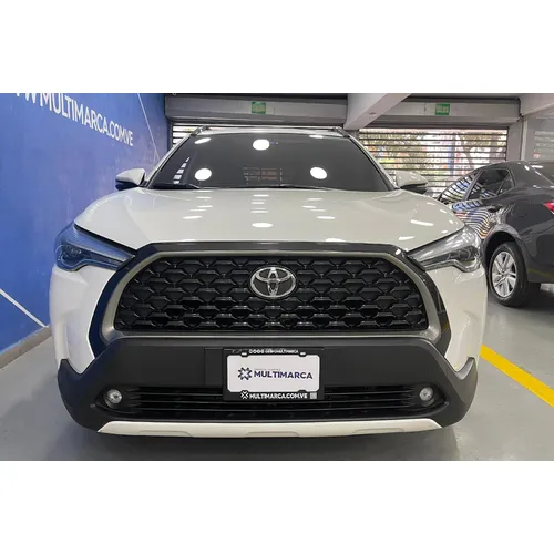 SUV Toyota Corolla Cross 2023 en Caracas — foto 2