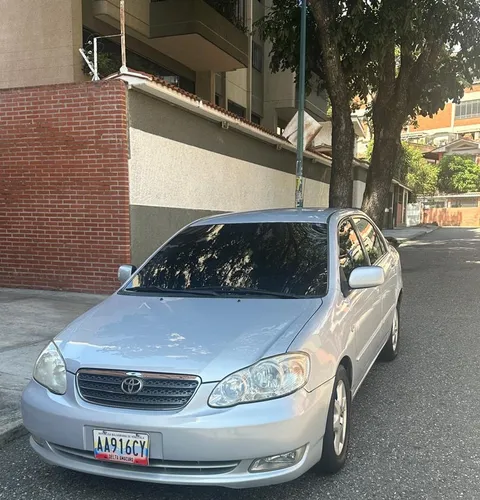 Sedã Toyota Corolla GLI 2007 en Caracas
