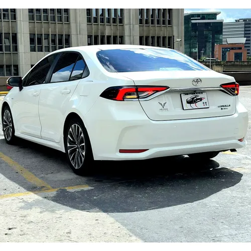 Sedã Toyota Corolla 2025 en Caracas — foto 7