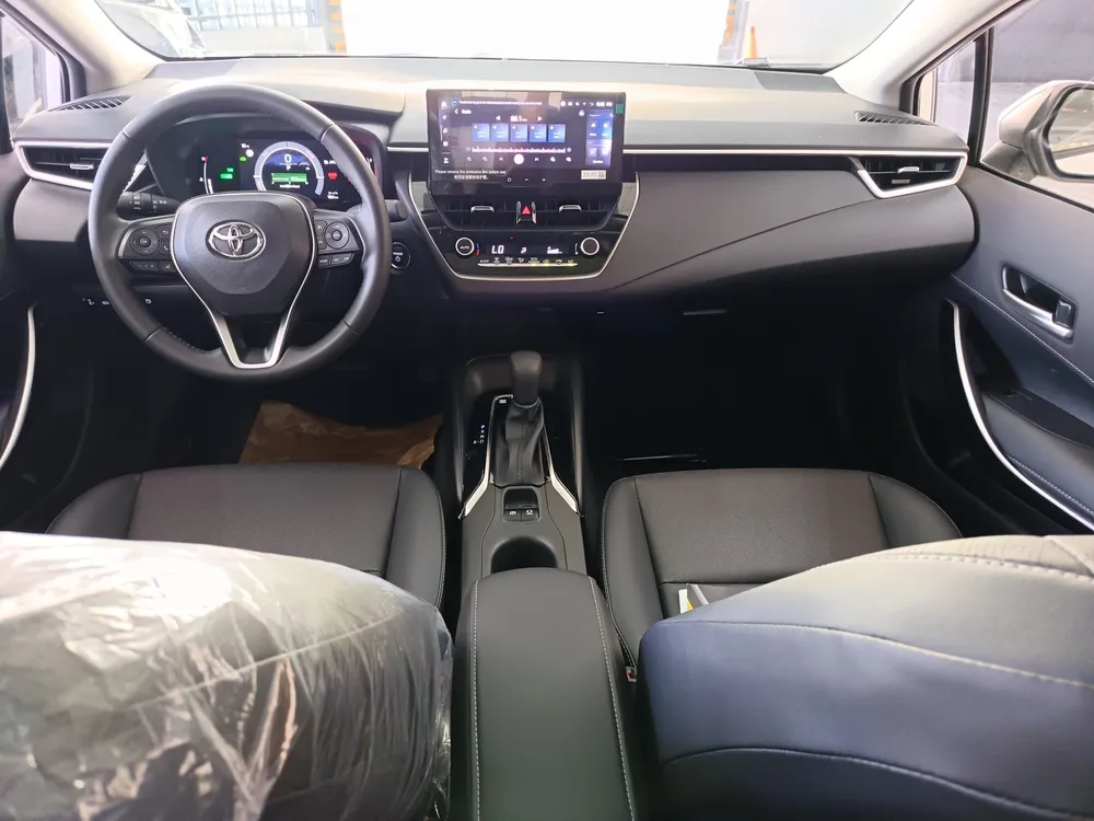 Sedã Toyota Corolla 2025 en Caracas — foto 15