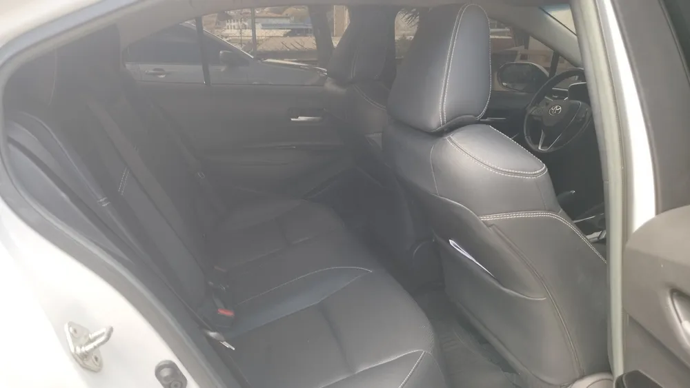 Sedã Toyota Corolla SEG 2022 en San Antonio — foto 13