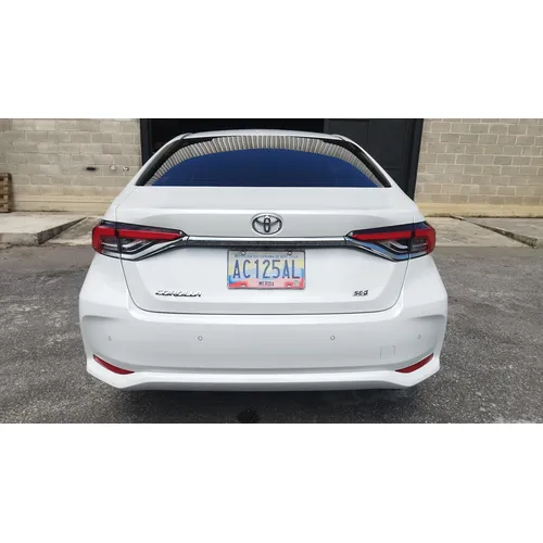 Sedã Toyota Corolla SEG 2022 en San Antonio — foto 4