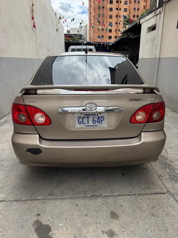 Sedã Toyota Corolla Sensación 2006 en Maracay — foto 12