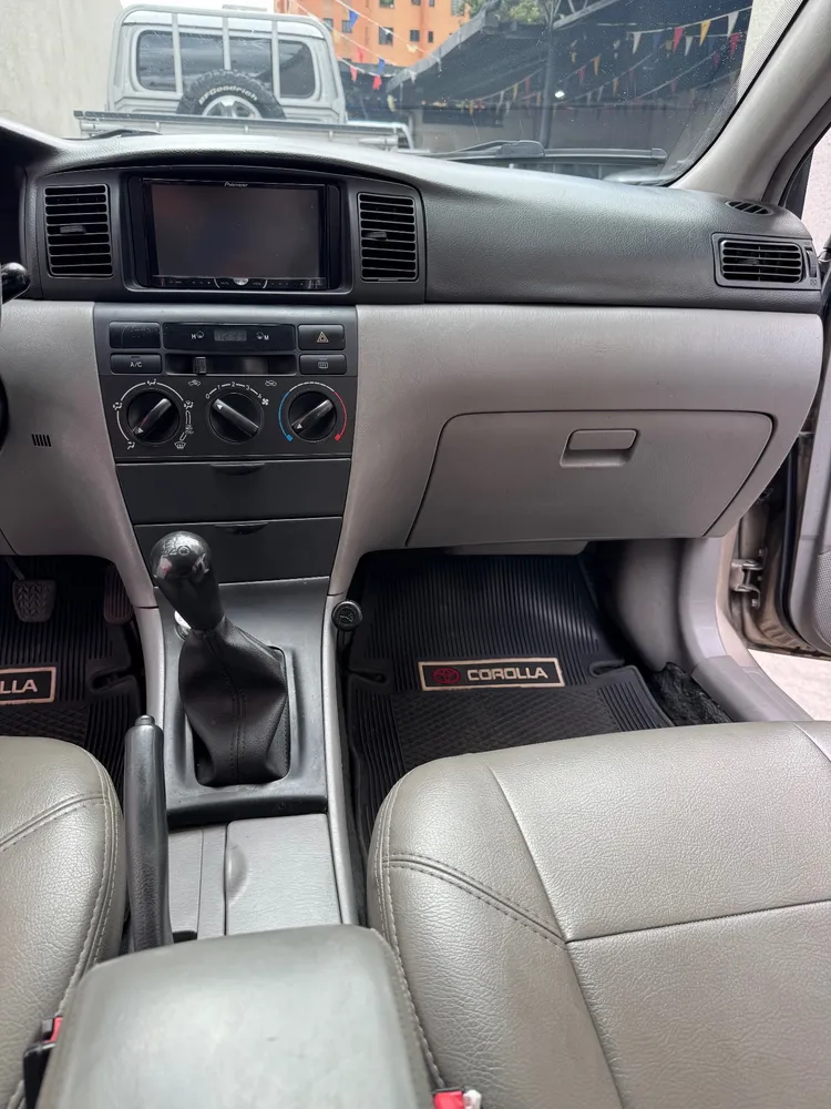 Sedã Toyota Corolla Sensación 2006 en Maracay — foto 10