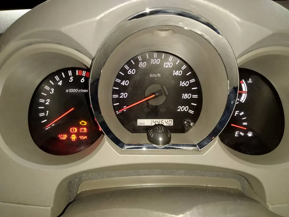 Caminhonete Toyota Fortuner 2010 en Caracas — foto 14
