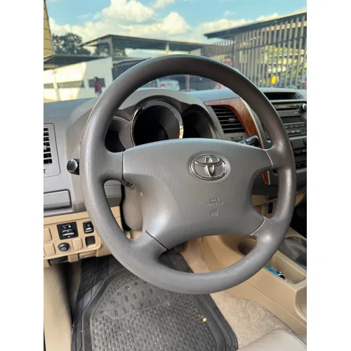 Off-Road Toyota Fortuner SR 2012 en Maracay — foto 4