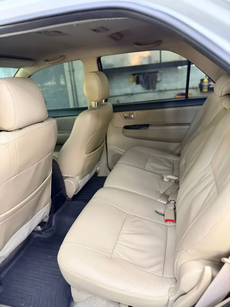 Caminhonete Toyota Fortuner 2017 en Caracas — foto 9