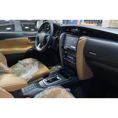 SUV Toyota Fortuner VX.R 2025 en Caracas — foto 5