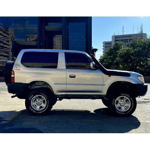 Off-Road Toyota Land Cruiser Prado Merú 2008 en Caracas — foto 8