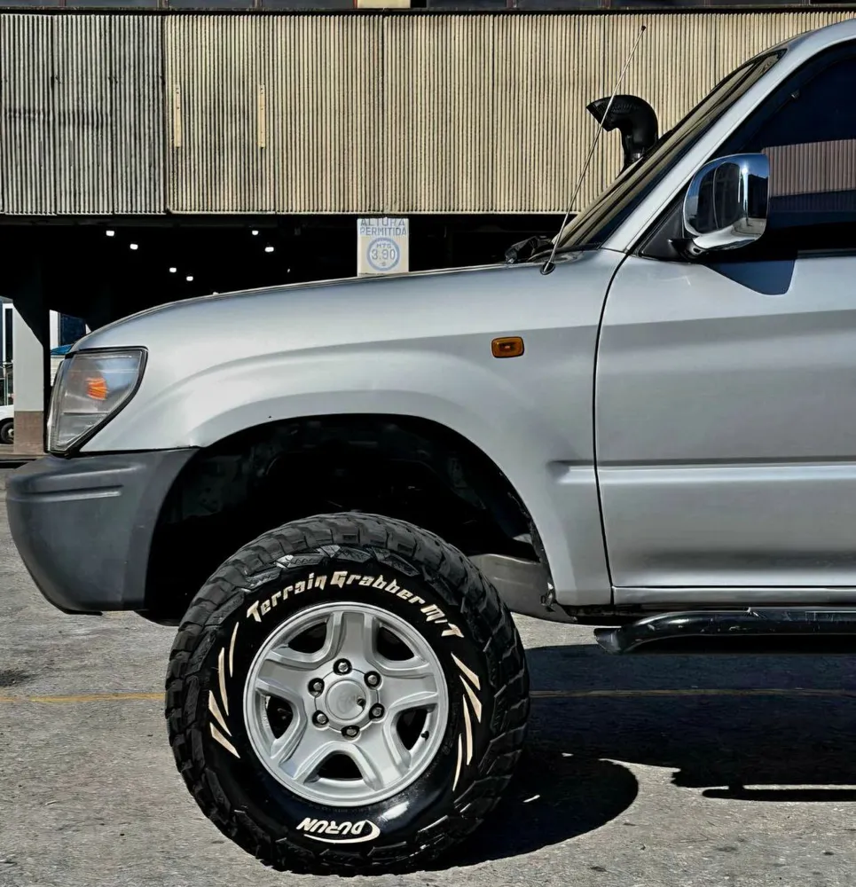 Off-Road Toyota Land Cruiser Prado Merú 2008 en Caracas — foto 9