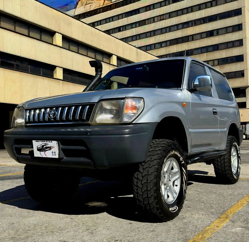 Off-Road Toyota Land Cruiser Prado Merú 2008 en Caracas — foto 10