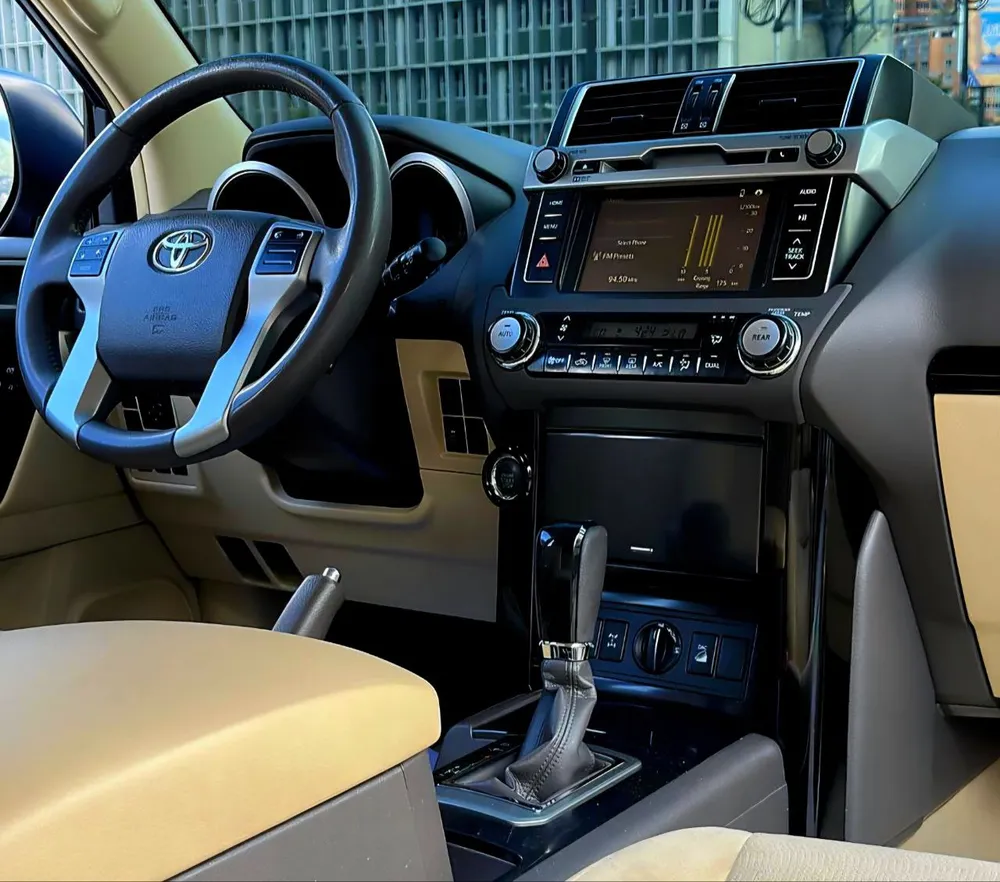 SUV Toyota Land Cruiser Prado TX.L 2015 en Caracas — foto 13