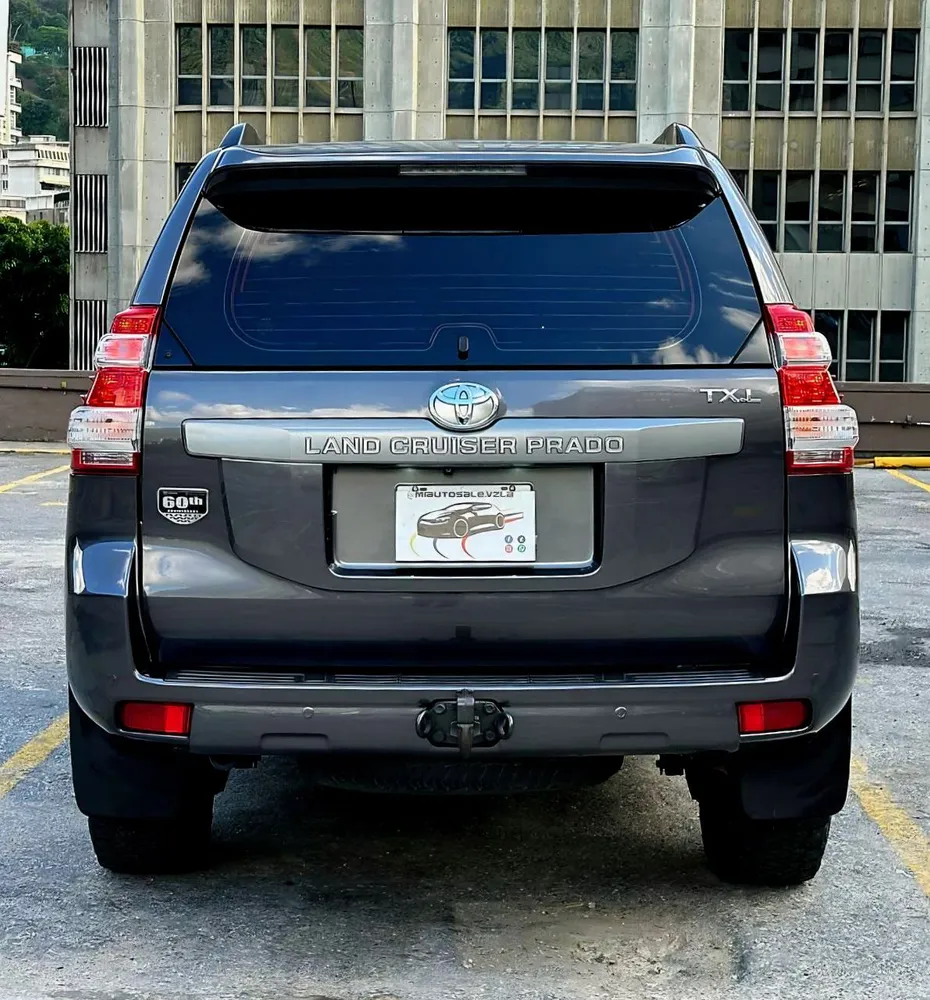 SUV Toyota Land Cruiser Prado TX.L 2015 en Caracas — foto 10