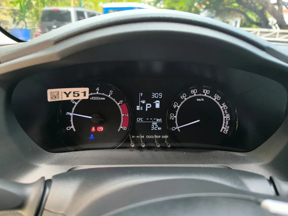 Sedã Toyota Yaris E 2025 en Caracas — foto 13