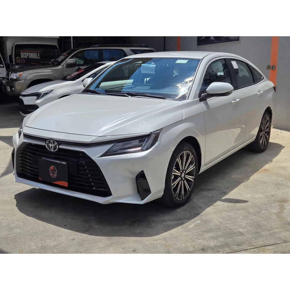 Sedã Toyota Yaris E 2025 en Caracas — foto 8