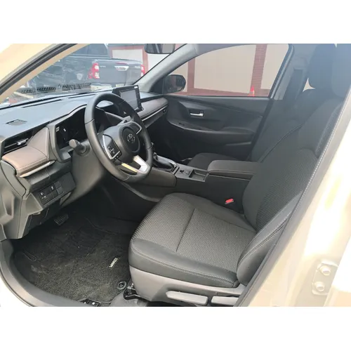 Sedã Toyota Yaris E 2025 en Caracas — foto 10