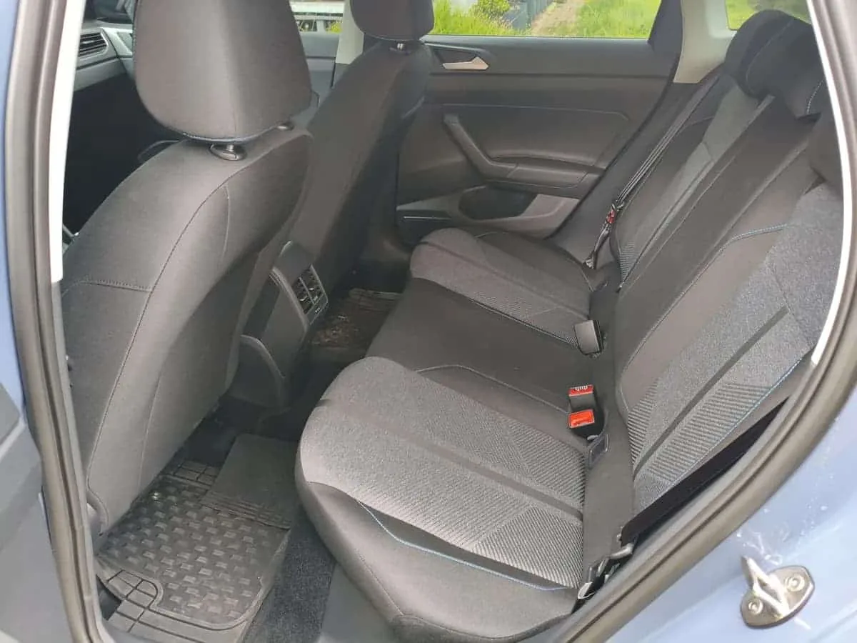 SUV Volkswagen Nivus Comfortline 2026 en Caracas — foto 8