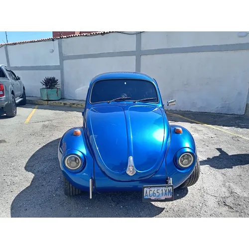 Hatchback Volkswagen Super Escarabajo 1971 en Maiquetía — foto 2