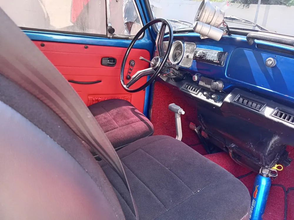 Hatchback Volkswagen Super Escarabajo 1971 en Maiquetía — foto 10