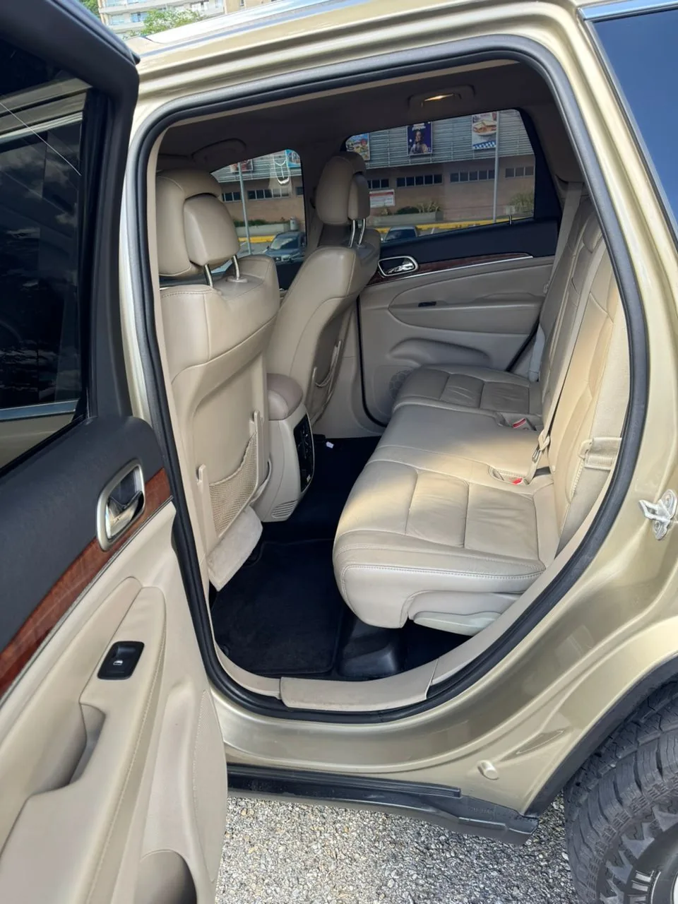 Camioneta Jeep Grand Cherokee 2011 en Caracas — foto 7
