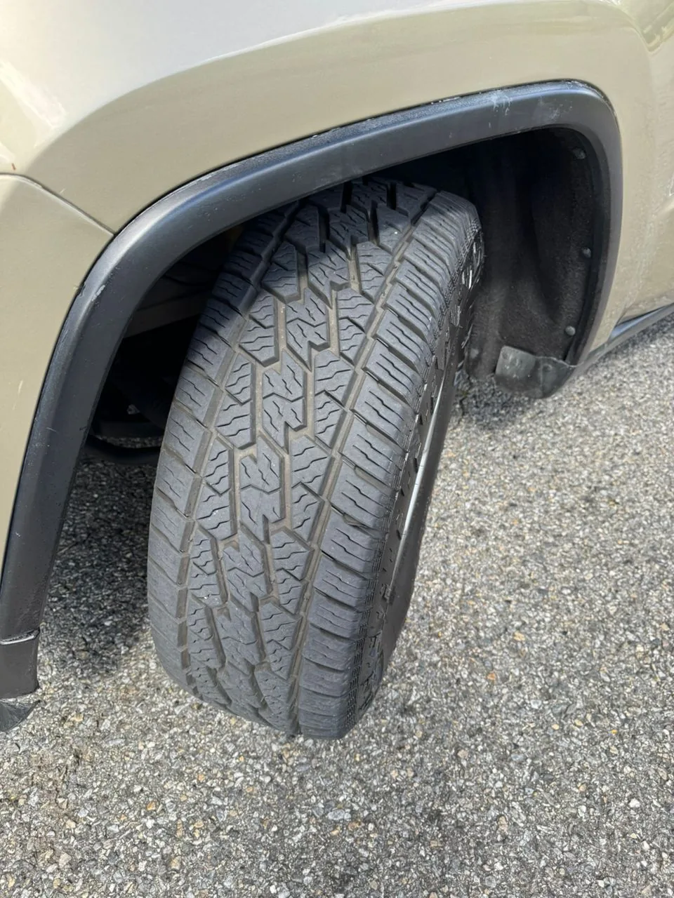 Camioneta Jeep Grand Cherokee 2011 en Caracas — foto 6