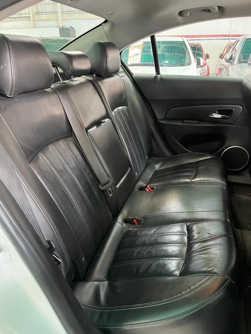 Carro Chevrolet Cruze 2015 en Caracas — foto 4