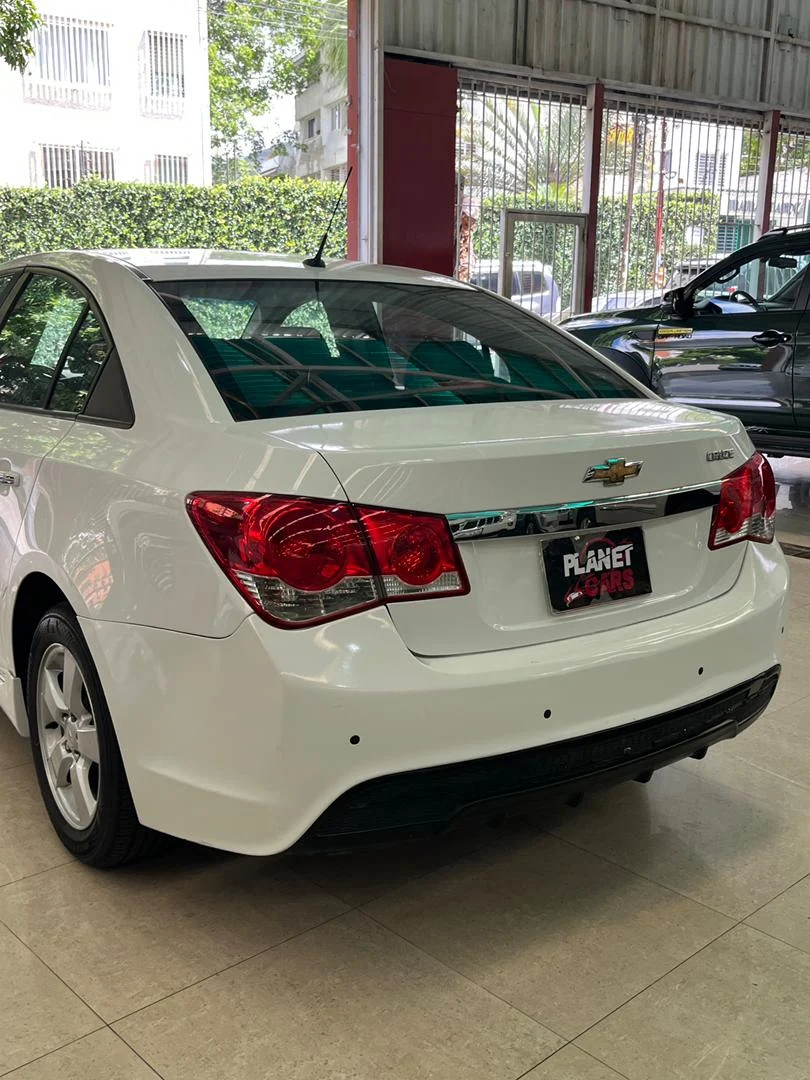 Carro Chevrolet Cruze 2015 en Caracas — foto 10
