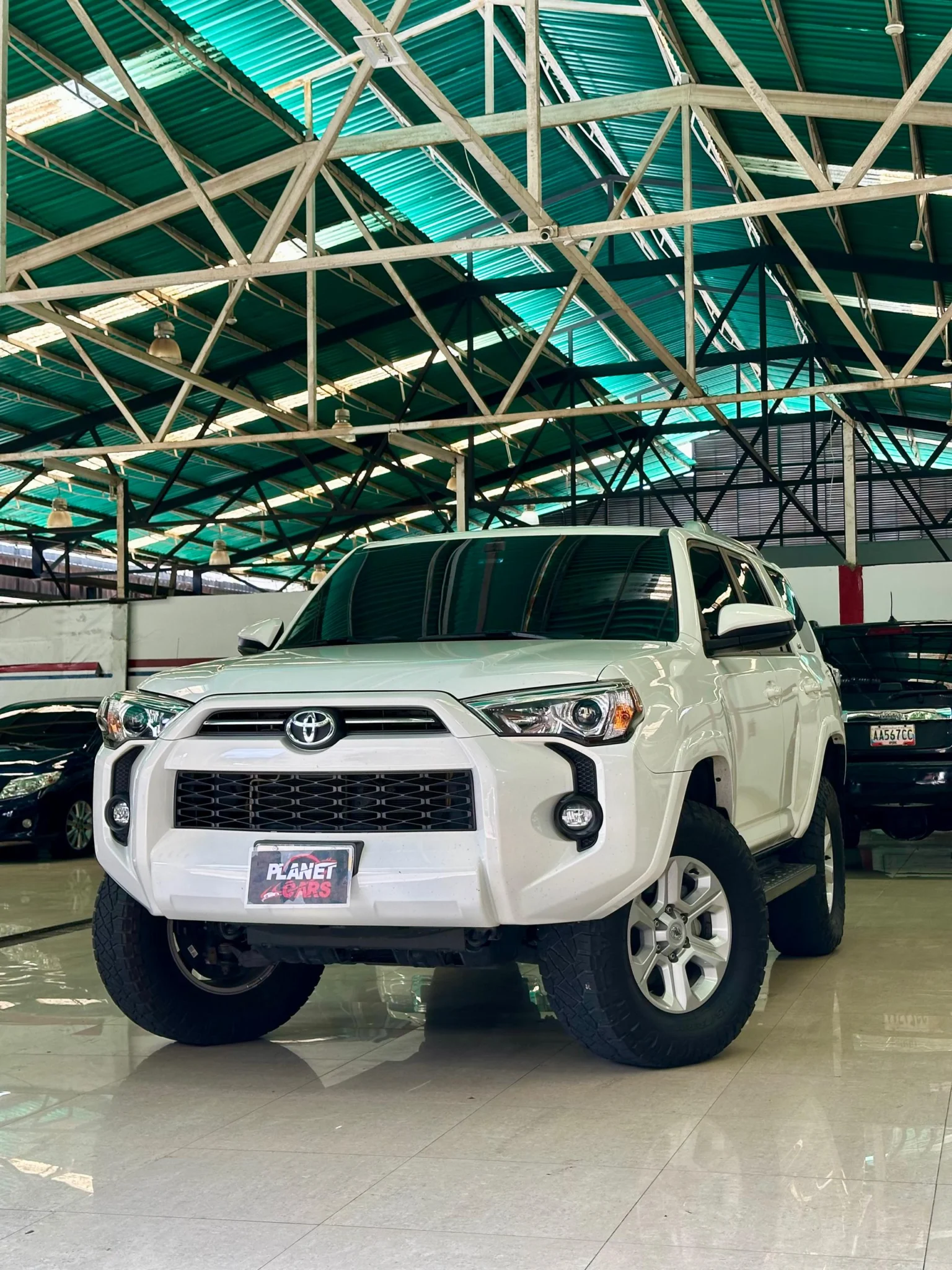 Caminhonete Toyota 4Runner SR5 2024 en Caracas — foto 2
