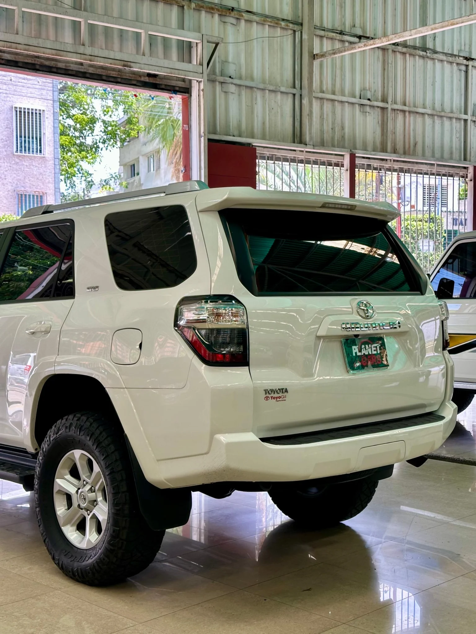 Caminhonete Toyota 4Runner SR5 2024 en Caracas — foto 15