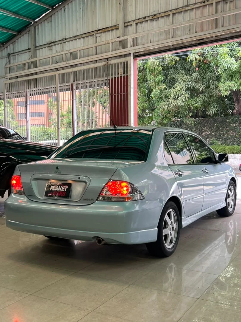 Carro Mitsubishi Touring 2013 en Caracas — foto 12