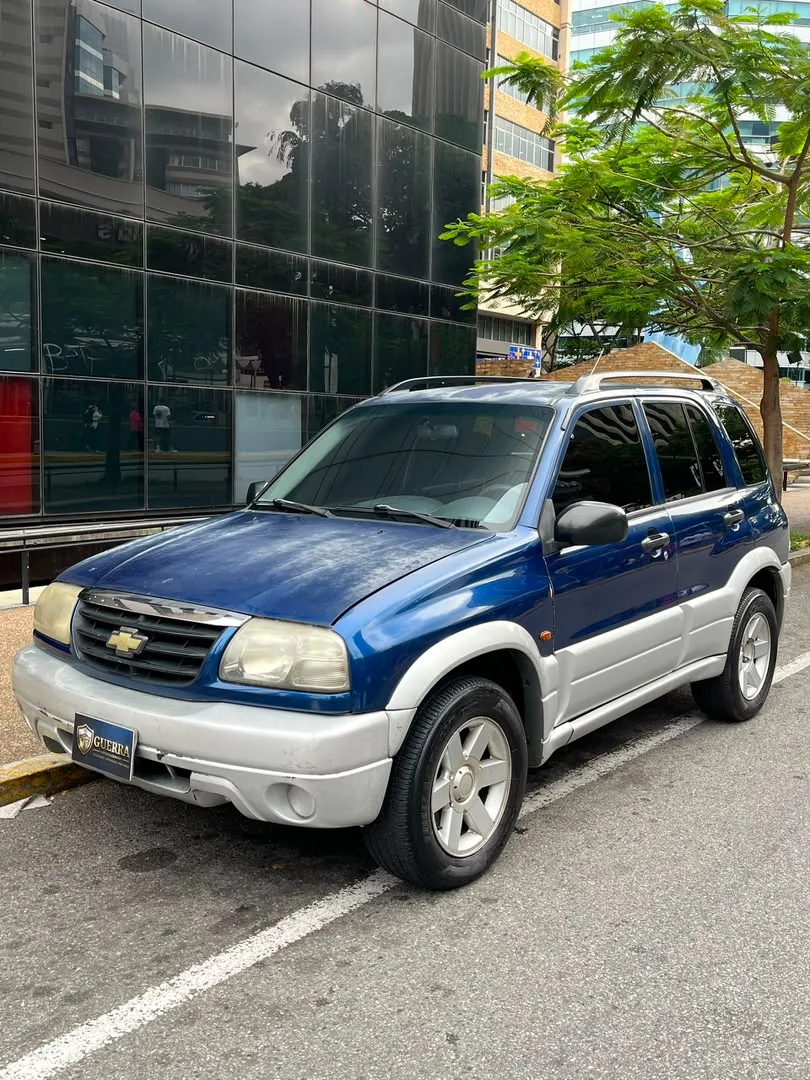 Camioneta Chevrolet Grand vitara 2006 en Caracas — foto 3