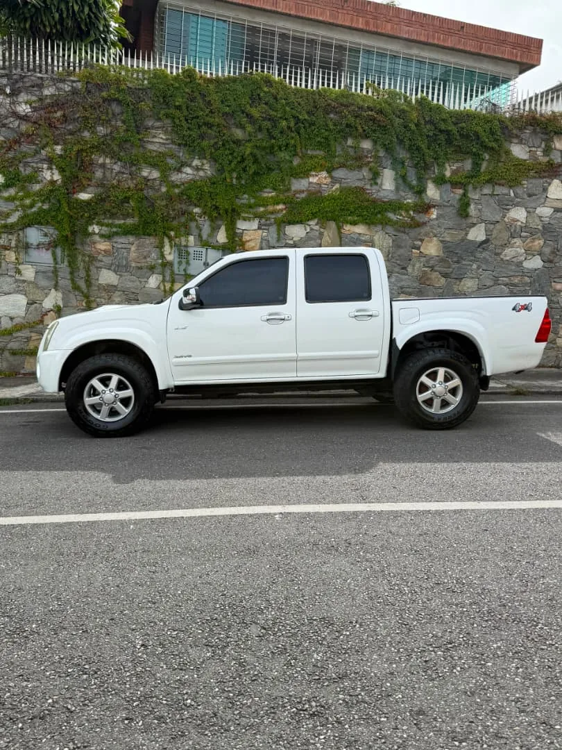 Camioneta Chevrolet LUV D-MAX 2012 A en Libertador — foto 4