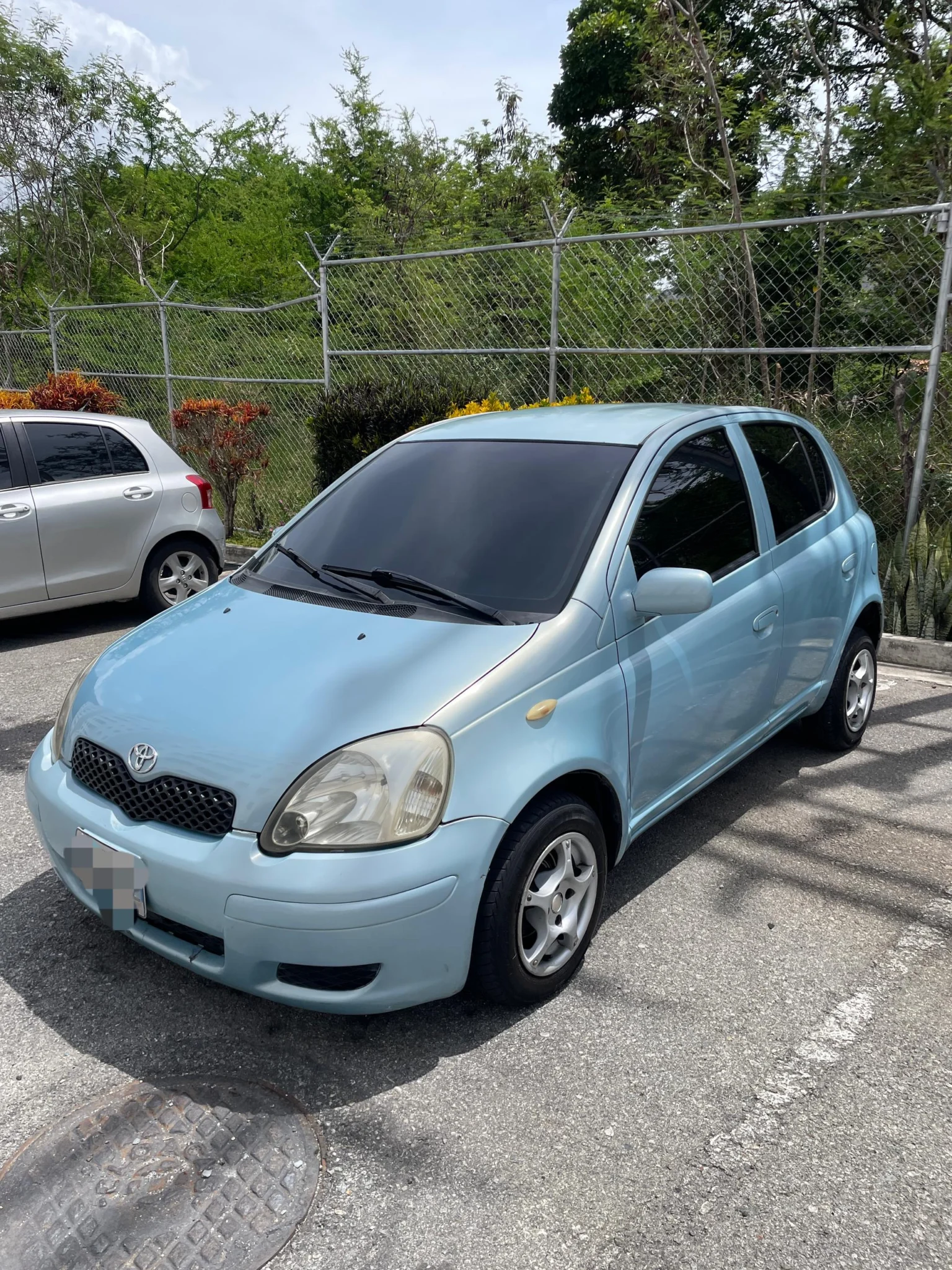 Carro Toyota Yaris S 2005 en Mérida