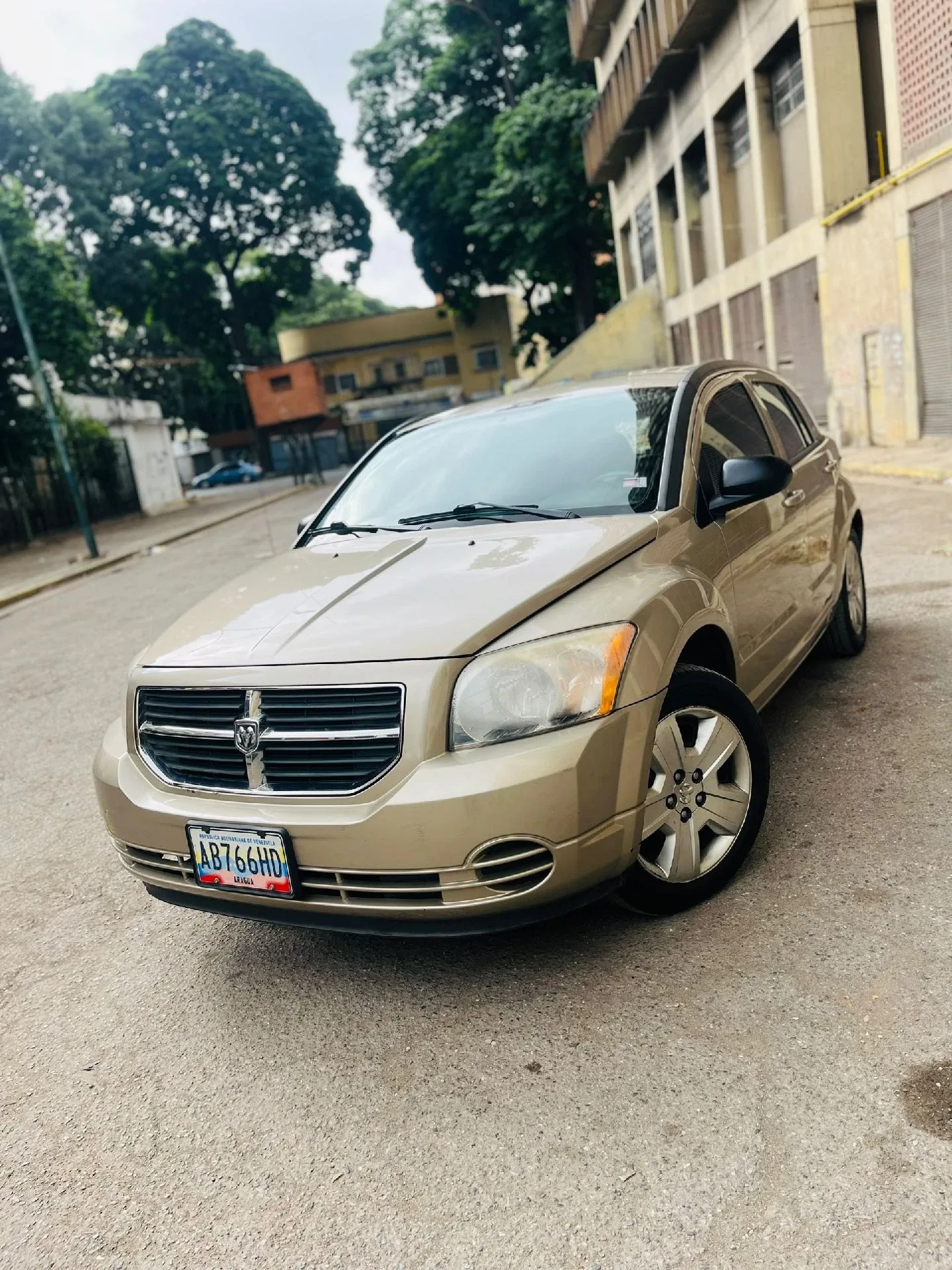 Sedán Dodge Caliber 2020 LE en Caracas — foto 2
