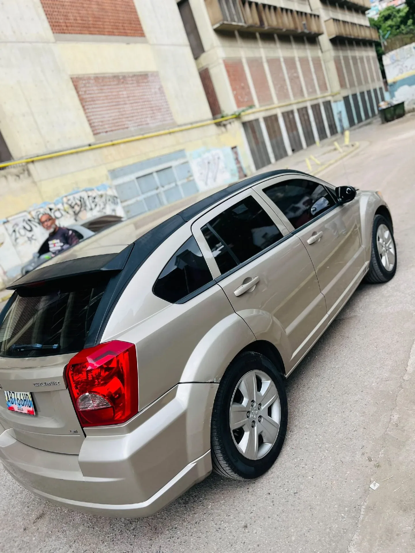 Sedán Dodge Caliber 2020 LE en Caracas — foto 5