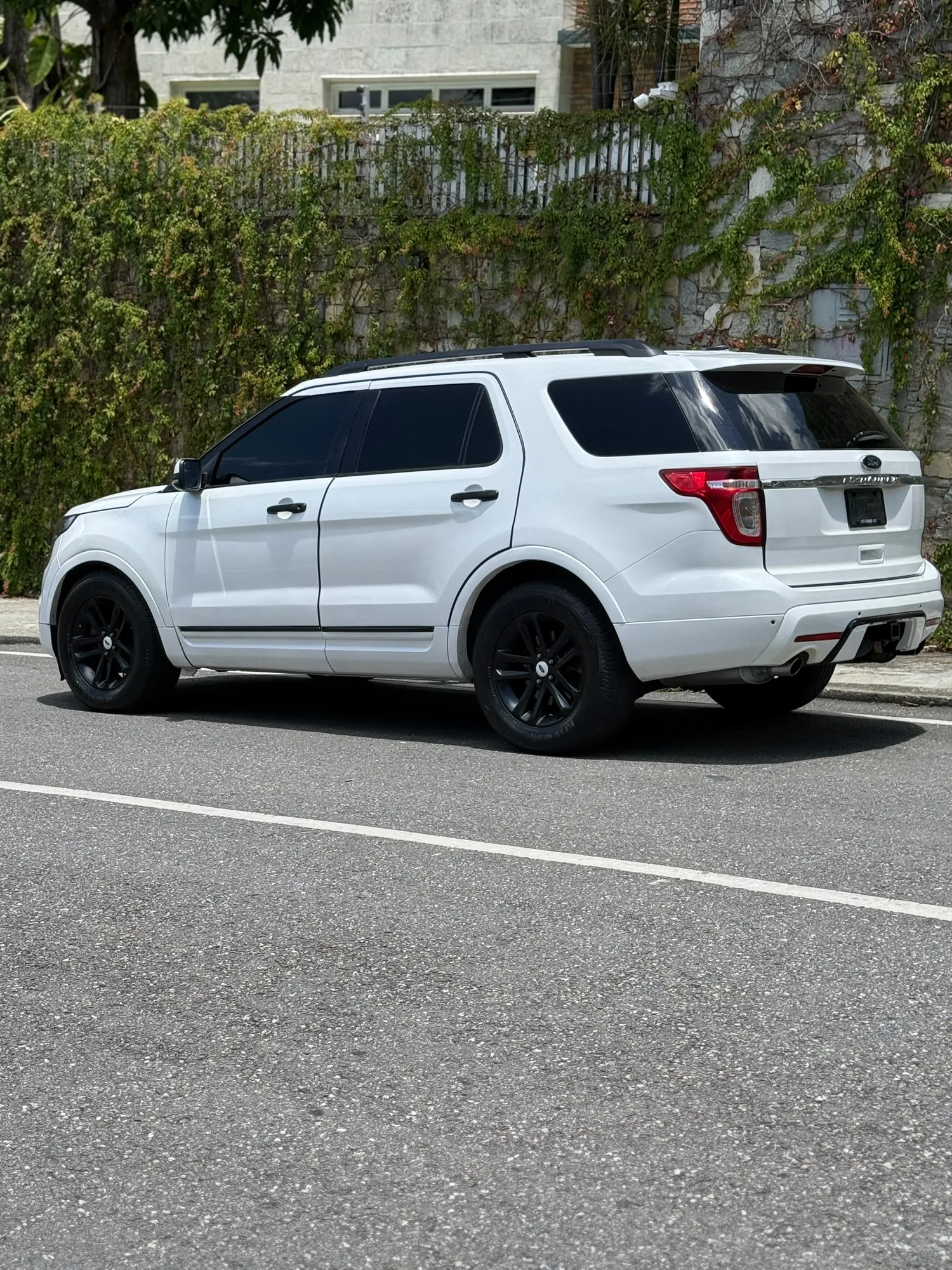 Camioneta Ford Explorer 2012 A en Libertador — foto 4