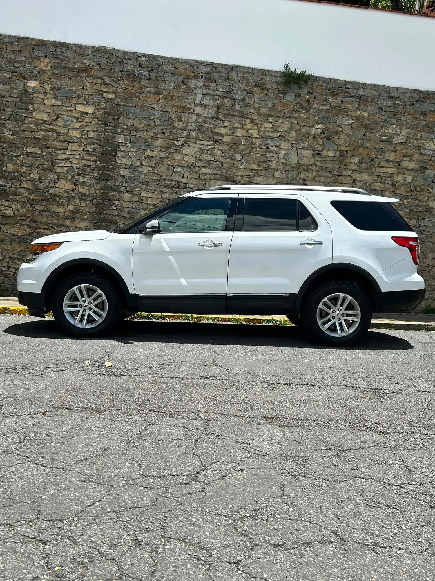 Camioneta Ford Explorer Limited 2014 A en Libertador — foto 4
