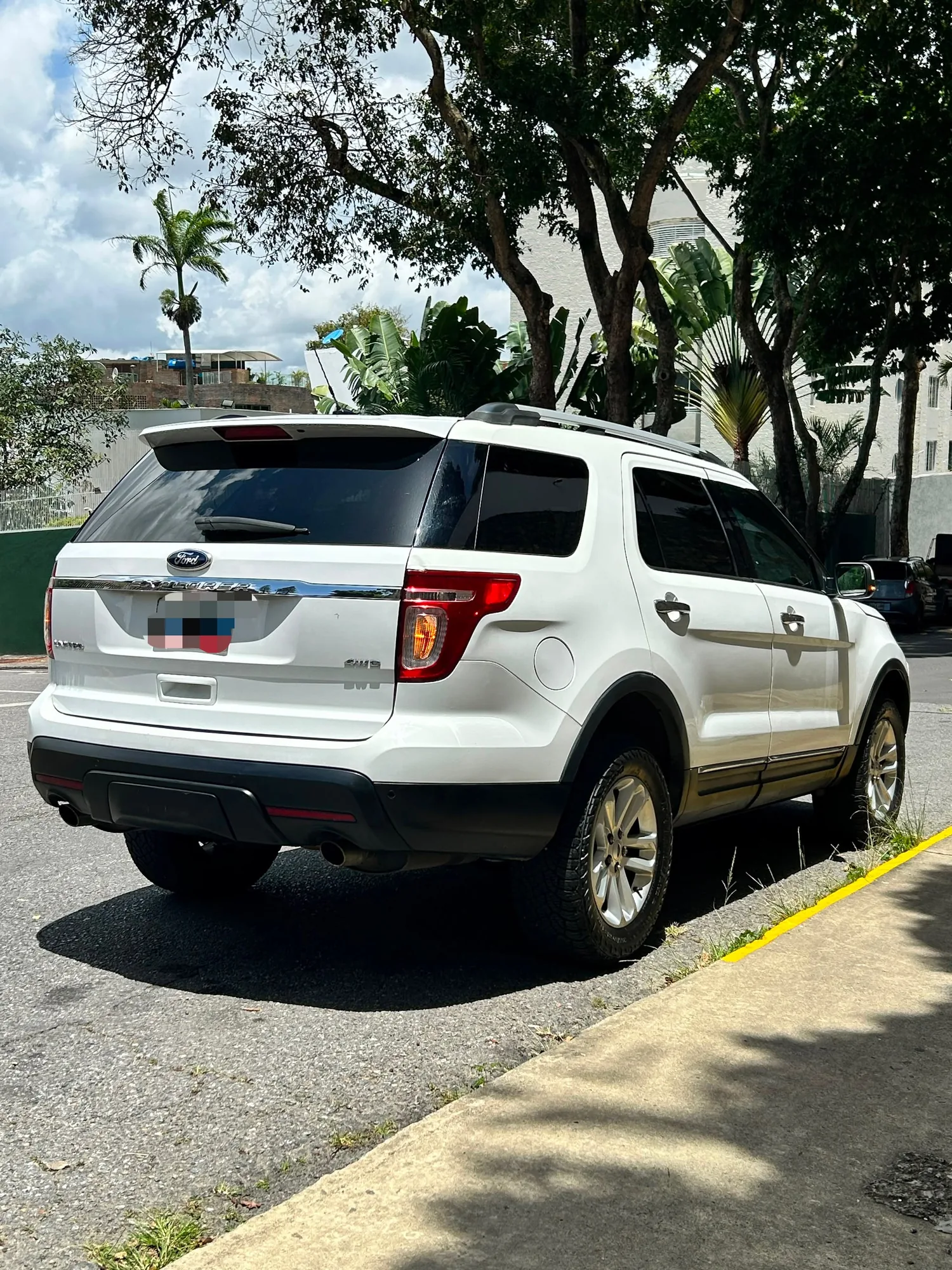 Camioneta Ford Explorer Limited 2014 A en Libertador — foto 5