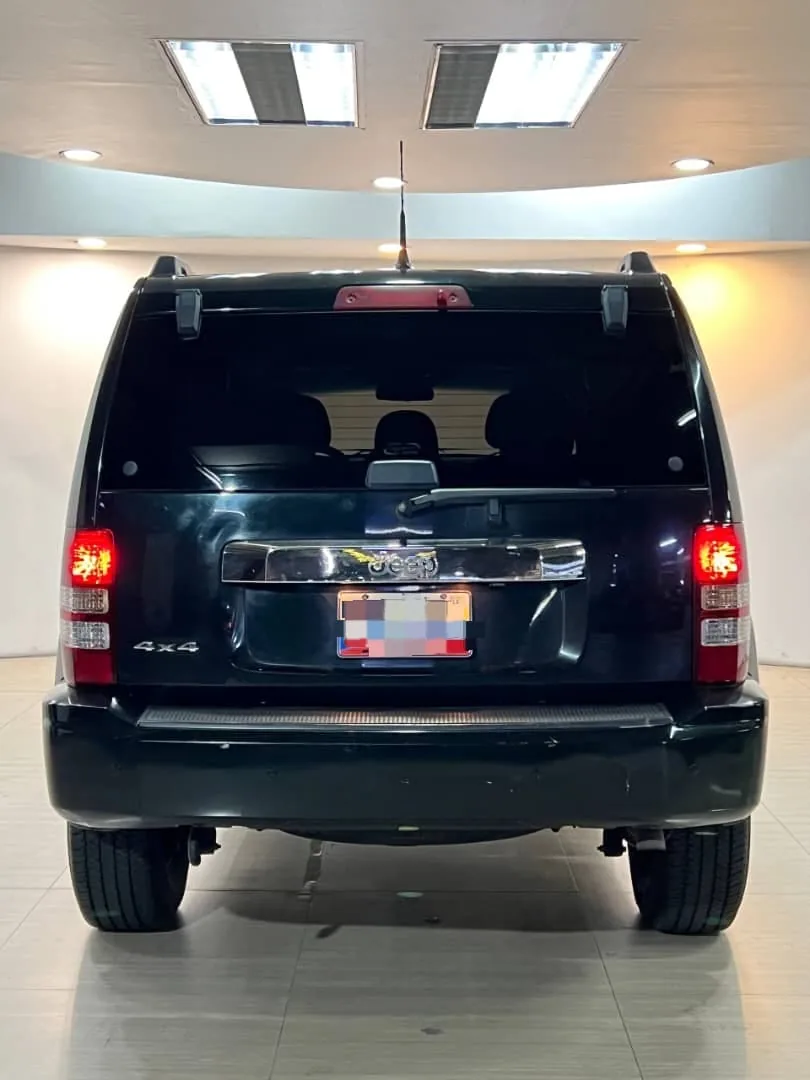 Camioneta Jeep Cherokee kk 2012 A en Libertador — foto 4