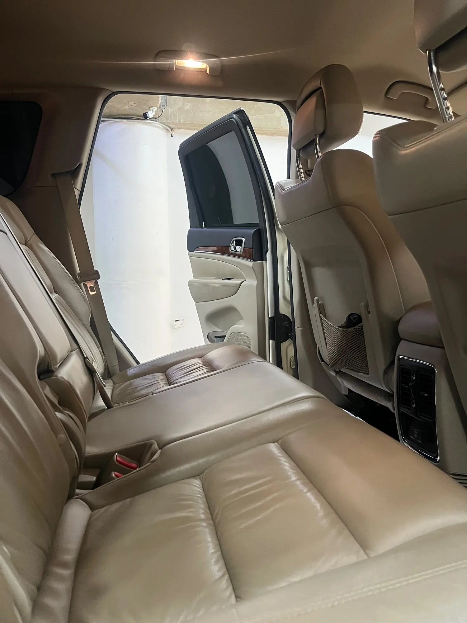 Camioneta Jeep Cherokee Limited KK 2012 Grand en Libertador — foto 5