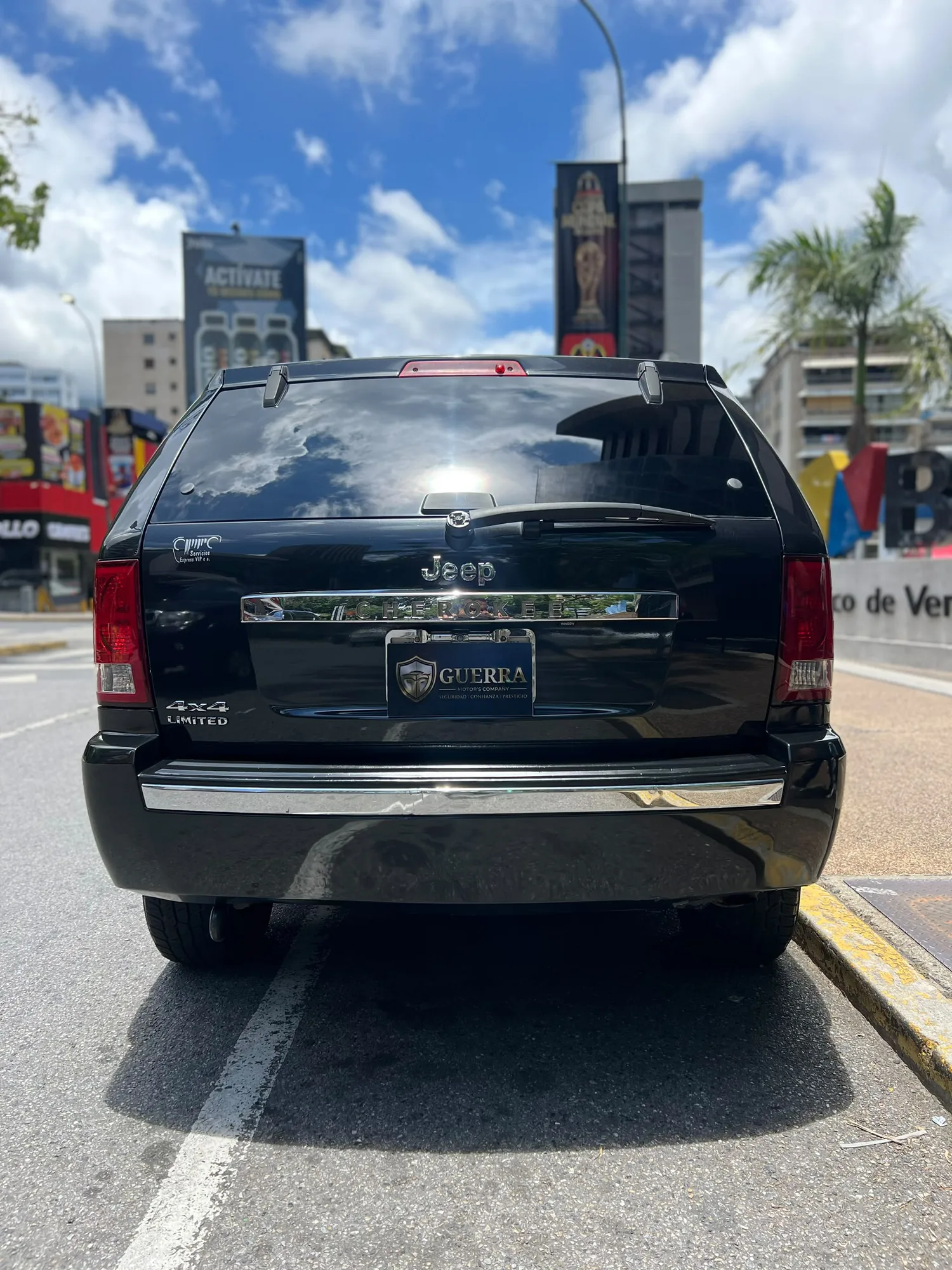 Camioneta Jeep Grand Cherokee 2008 en Caracas — foto 2