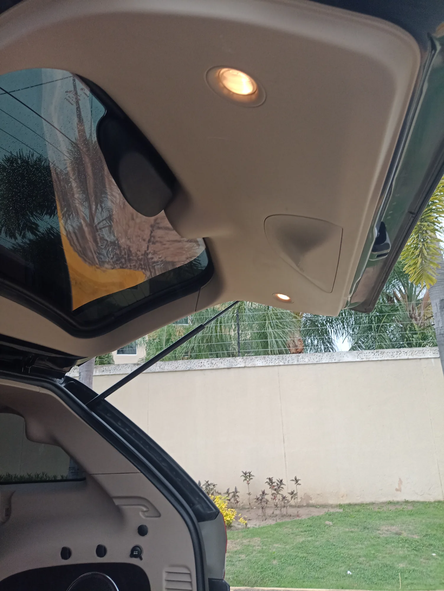 Camioneta Jeep Grand Cherokee 4G 2011 Sport wagon en Barcelona — foto 16