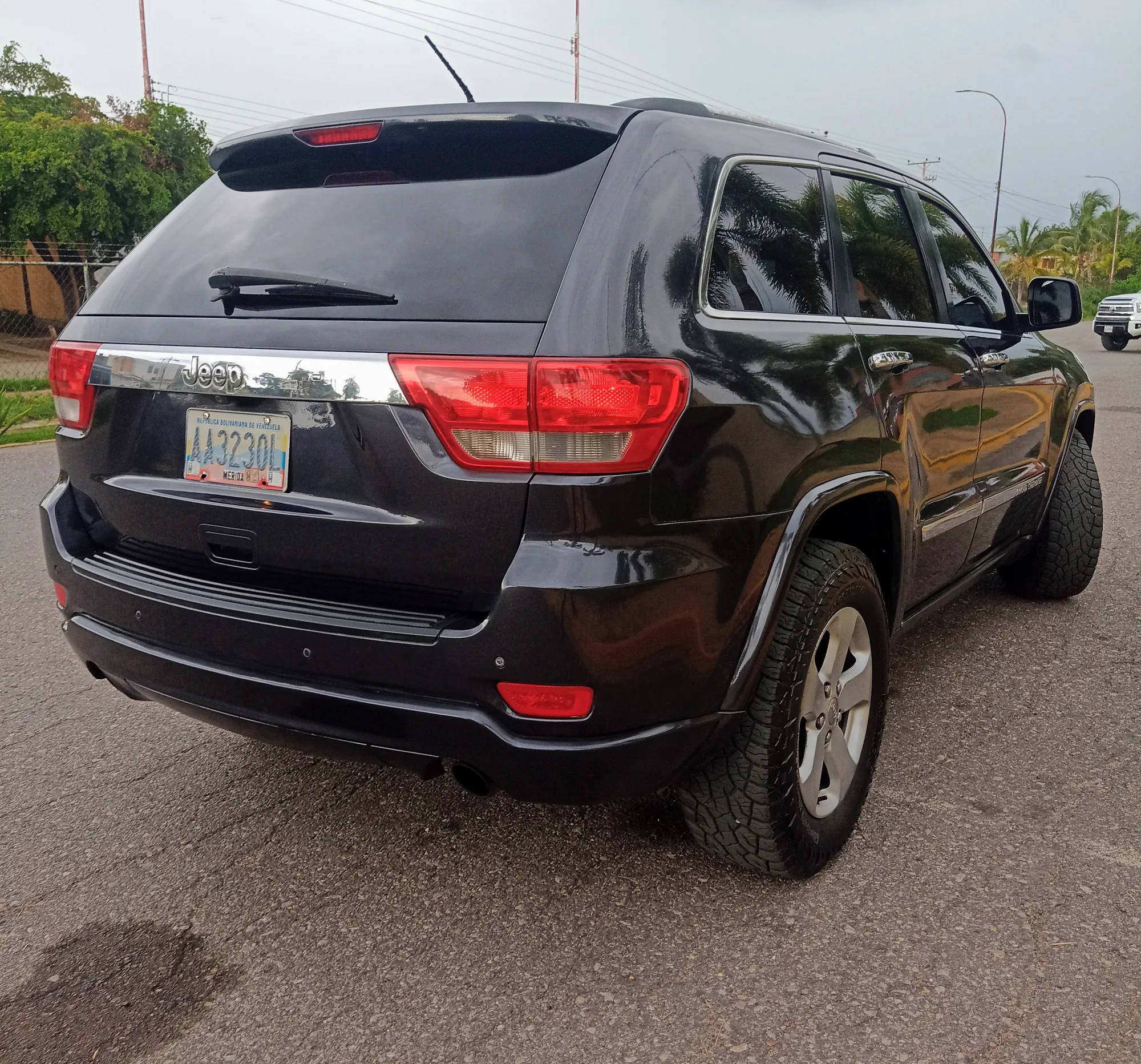 Camioneta Jeep Grand Cherokee 4G 2011 Sport wagon en Barcelona — foto 3