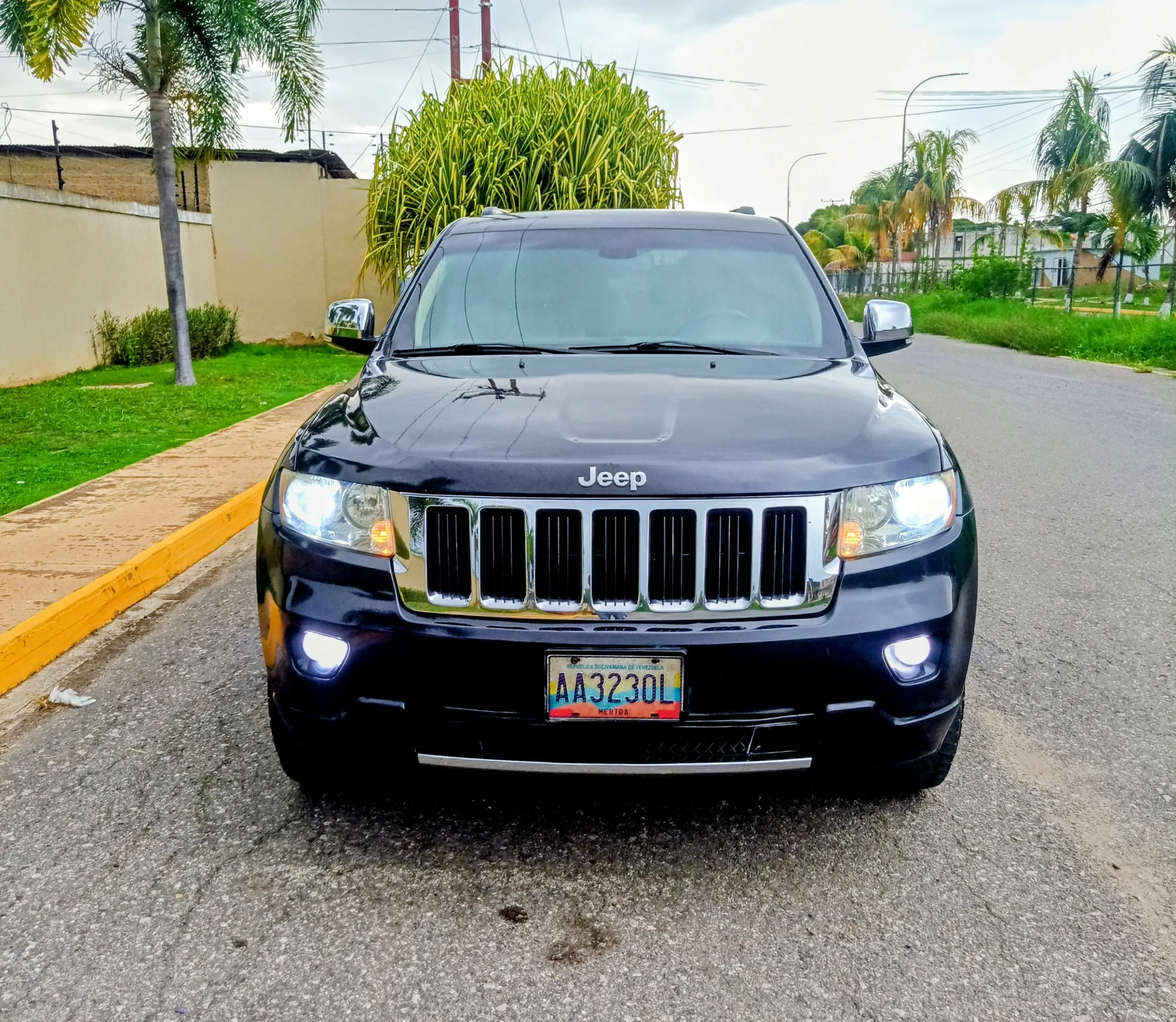 Camioneta Jeep Grand Cherokee 4G 2011 Sport wagon en Barcelona — foto 8